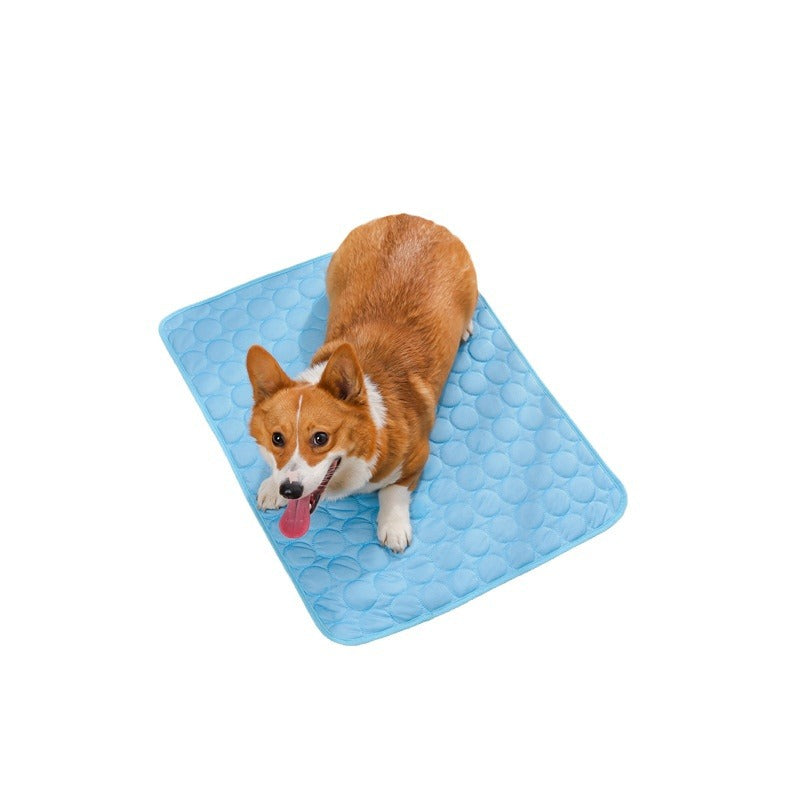 Dog silk cooling mat